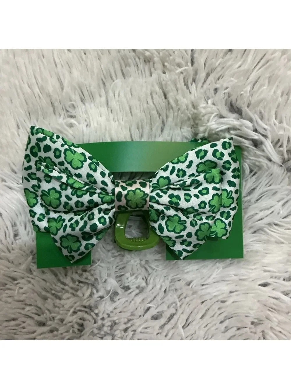 Celebrate Together St Patrick’s Day Large loop fabric hair clip